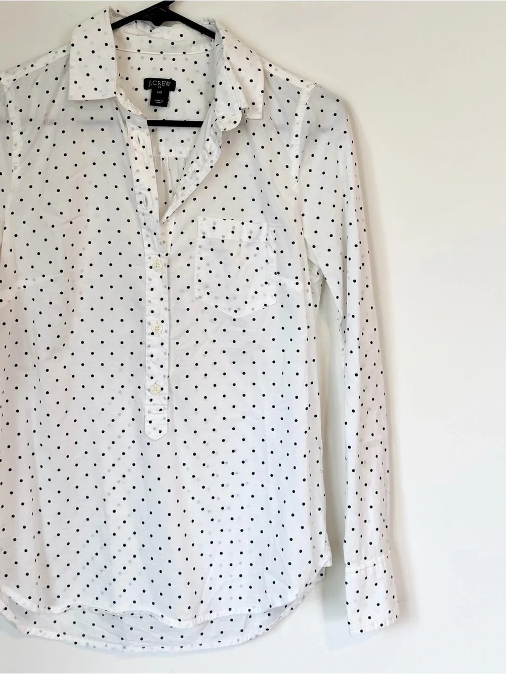J.Crew White Button Henley Blouse with Black Polka Dots - Size: XXS